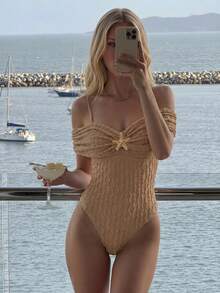 Sunnyshic New Spring Summer Textured Bubble Grid Fabric Off Shoulder High Cut Backless Metal Starfish Decor Women's One-Piece Swimsuit Beach Vacation Hot Style - Khaki - View 4