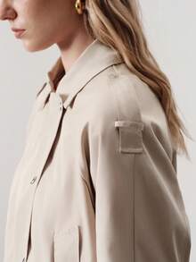 Aveloria Modichic Lapel Collar Long Sleeve Minimalist Comfortable Beige Short Jacket, Metal Buttons, Lapel Design, Loose Silhouette, Casual Versatile Style, Spring/Autumn Season, Fashion Commute, Minimalist Comfortable, Daily Outings, Commute, Outdoor Leisure, Seasonal Transition, Early Autumn Essential, Lightweight Women's Regular Jacket - Apricot - View 3