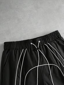ROMWE MEN 男士抽繩腰口袋休閒寬鬆短褲 - 黑色 - 查看 2