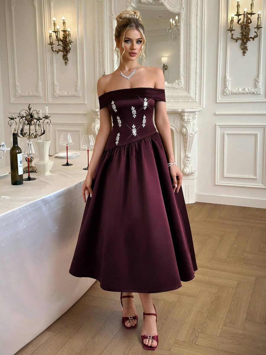 Modelyn 女款露肩水鑽裝飾百褶收腰優雅大禮服洋裝