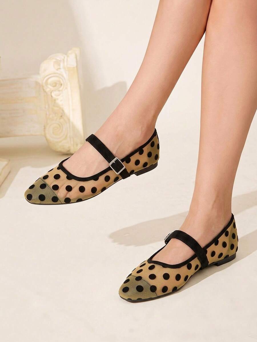 CUCCOO CHICEST Women's Shoes Spring And Summer New Big Wave Points, Buckle Design, Low Vamp Square Toe, Comfortable And Simple Holiday Women's Flats, Essential For Commuting, Casual And Versatile, Party Afternoon Tea Holiday Gifts - yellow wave - View 1