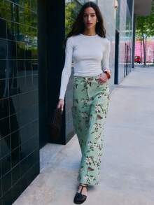Nöista High-Waisted Wide-Leg Pants With Hazy Green Floral Print. Comfortable, Versatile And Stylish. - Green - View 9