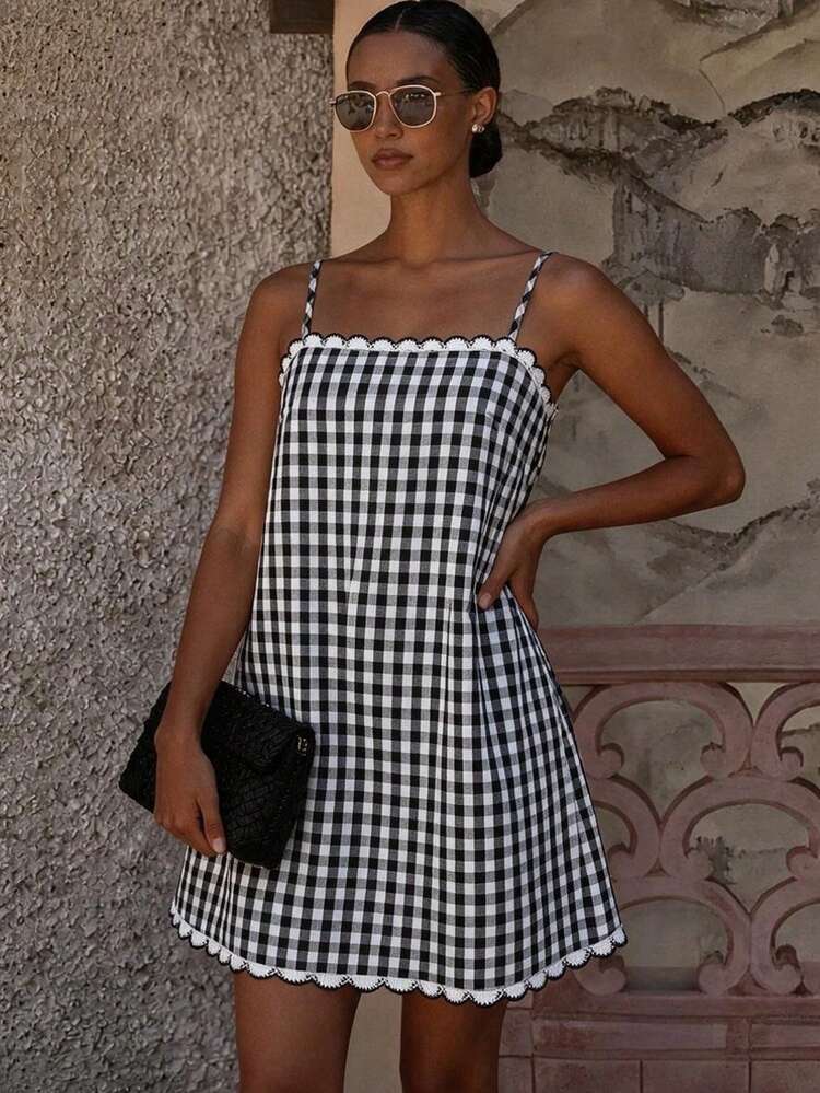 Cévolie Women's Fashion Casual Vacation Plaid Spaghetti Strap Dress - Black and White - View 5