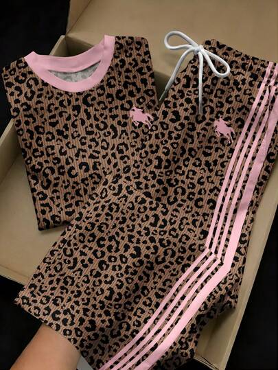 SHEIN EZwear 2pcs Set Embroidered Round Neck Short Sleeve Top And Striped Print Pants, Casual
