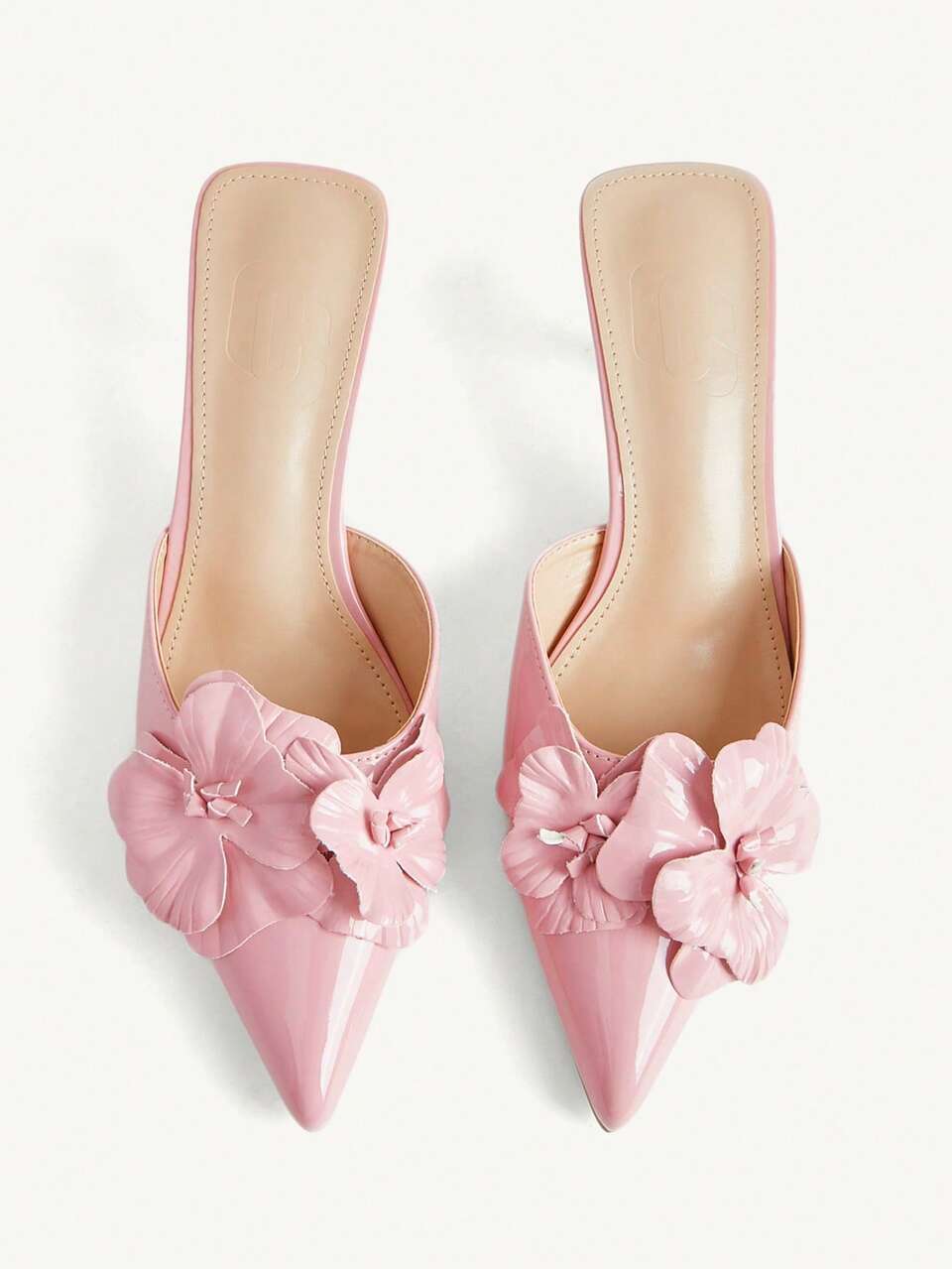 CUCCOO CHICEST 2026 New Three-Dimensional Flower Pointed Mules High Heels, Female Summer Wear Patent Leather Glossy, Temperament Wedding Date Versatile Sandals