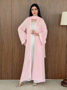 Yasmeen Edit Yasmeen Edit 優雅粉色與白色蕾絲飾邊拼接長袖喇叭袖雪紡頭巾式長袍女款度假穿搭 - 粉色 - 查看 3