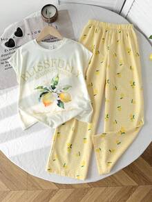 SHEIN Tween女孩2件套休閒寬鬆露肩短袖圓領檸檬刺繡紋理針織T恤與黃白拼接清新檸檬印花寬腿直筒長褲套裝 - 黃色 - 查看 3