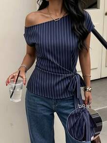 Modelyn 女款條紋不對稱領口休閒上衣 - 藍色 - 查看 2