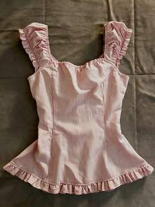 SHEIN Top de mujer ajustado con diseño de rayas, botones y bajo con volantes - Rojo y blanco - Ver 2