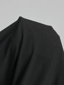 Ontre 女款黑色舒適高級面料杏色刺繡修身剪裁圓領落肩短袖前繩刺繡高端工藝裝飾弧形下擺四季百搭現代都市女式辦公穿著低調老錢風優雅高端通勤高品質機場穿搭度假遊牧休閒時尚演唱會穿搭精緻工藝特別系列女式T恤 - 黑色 - 查看 8