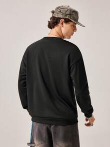 Strevion Men's Casual Batman Logo Print Crew Neck Long Sleeve Sweatshirt, Spring/Autumn - Black - View 2