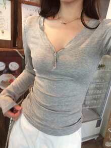 DAZY Kaos Wanita Lengan Panjang Leher V Warna Polos Gaya Korea Musim Gugur - Grey - View 7