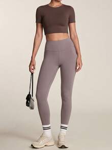 SHEIN BAE Áo thun thể thao nữ ôm sát dáng ngắn, cổ tròn, tay ngắn, hở lưng, màu trơn nâu, áo tập gym mùa hè - Cà phê nâu - Xem 5