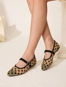 CUCCOO CHICEST Women's Shoes Spring And Summer New Big Wave Points, Buckle Design, Low Vamp Square Toe, Comfortable And Simple Holiday Women's Flats, Essential For Commuting, Casual And Versatile, Party Afternoon Tea Holiday Gifts - yellow wave - View 3