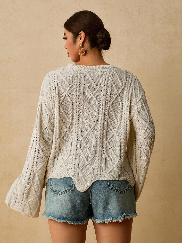 Travachic Sweater Leher Bulat Wanita Ukuran Plus - Krem - View 2