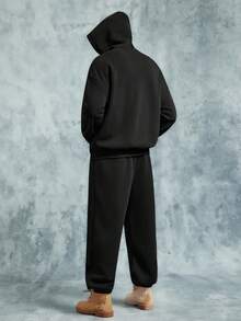 INCRYTM Men Pocket Drop Shoulder Drawstring Hoodie & Sweatpants , Fall Clothes Winter, Cozy Outfits - Black - View 2