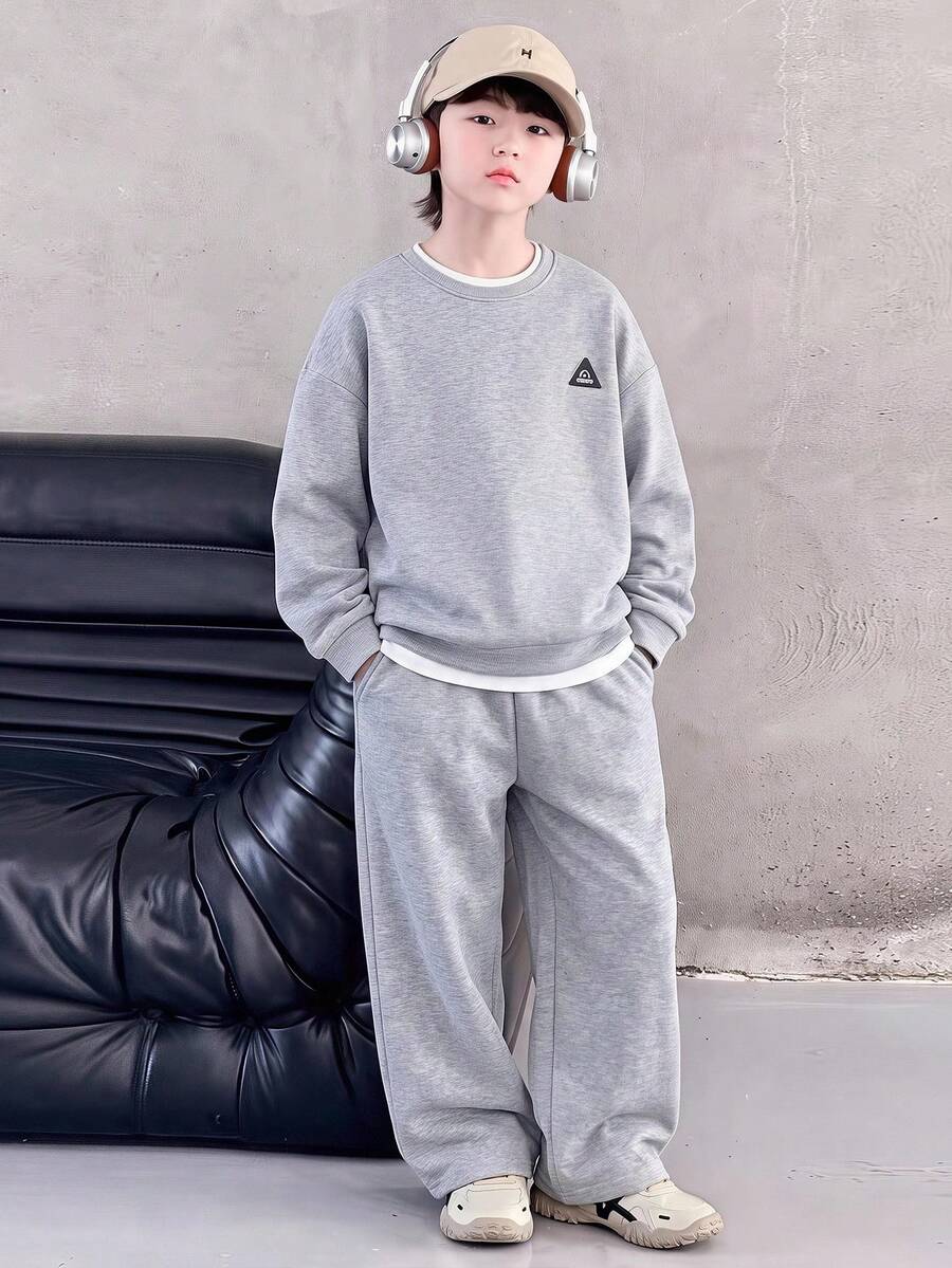 SHEIN Little Byeori 2件組兒童青少年男孩休閒韓風寬鬆2合1長袖圓領上衣與鬆緊腰長褲套裝,適合秋冬春季,適合戶外玩耍、學校、街頭穿搭、派對與休閒穿著 - 灰色 - 查看 1