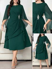 SHEIN Clasi Vestido elegante de talla grande para mujer con decoración de strass en la cintura, cuello redondo y bajo con volantes - Verde - Ver 1