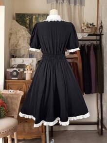 Sunspun Gaun Pesta Kencan Modis Bertema Halloween Goth Ukuran Plus untuk Wanita dengan Hiasan Renda dan Patchwork - Hitam dan Putih - View 2