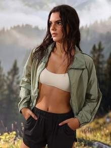 Exploreva Exploreva Women's Long Sleeve Zip-Up Sun Protection Jacket - Green - View 4