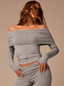 Athîral Women's Casual Sexy Off-Shoulder Long Sleeve Fitted Top And Fold-Over Waist 7/8 Pants 2-Piece Set, Autumn Daily Vacation Date Club Going Out Night Out - Grey - View 4