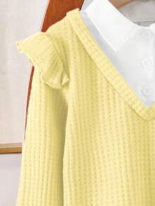 SHEIN Elladie kids 女童復古 2 合 1 T恤與櫻桃刺繡牛仔褲兩件套 - 黃色 - 查看 6