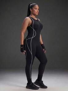 Powerista Women's Plus Size Seamless Front Zipper Black With White Line Decor Tank Top & Cropped Leggings Sports Jumpsuit - Mint Green - View 9