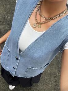 Dazy Plus Light-Wash Blue Two-Tone Loose Fit Sleeveless Denim Vest With Large Pockets And Button Front - Light Wash - View 5