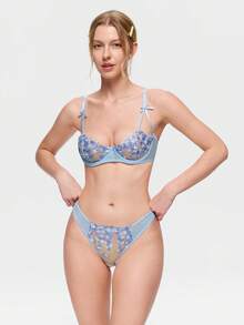 Bonmuse Lencería sexy para mujer, malla azul, ultra fina, floral, patchwork, bordada, moldeada, dulce, conjunto de 2 piezas: sujetador + tanga, azul claro fresco para el verano para el verano - Azul - Ver 3