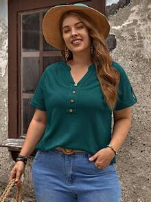 BrightlyHer Camiseta de talla grande con cuello en pico, mangas con pestañas enrollables y unicolor - Verde Oscuro - Ver 3