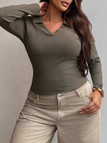 Dazy Plus Solid Color Ribbed Notch V-Neck Fitted Casual Short Sleeve Plus Size Women's Spring/Summer T-Shirt - Olive Green - View 1