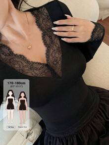 Dazy Tall Kaos Pullover Wanita Lengan Panjang Seksi Pas Badan dengan Detail Renda dan Patchwork untuk Musim Gugur - Hitam - View 1