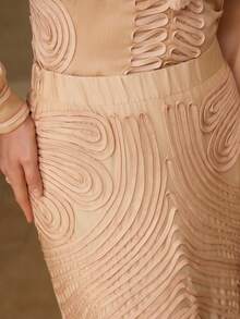 MOTF PREMIUM WOMEN'S TEXTURED SLIM FIT LONG SKIRT, AUTUMN/WINTER - Champagne - View 2