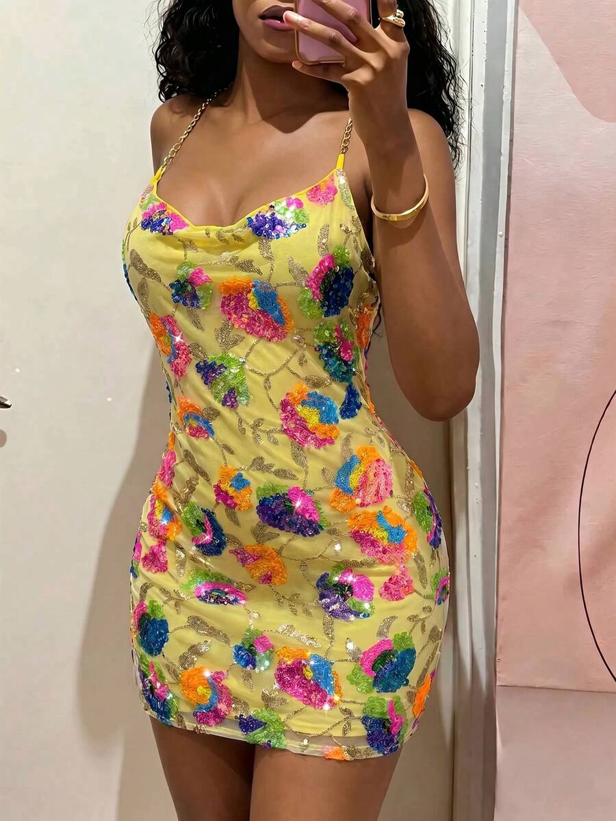 Glyssa 女款性感網紗珠飾刺繡露背迷你洋裝