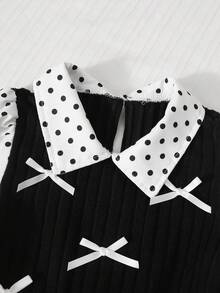 SHEIN 幼女甜美3件套，波點領泡泡袖上衣，白色蝴蝶結裝飾垂直羅紋針織背心，搭配紋理彈性腰喇叭褲，經典黑白配色，寬鬆版型，適合日常穿著、上學與外出，可愛百搭 - 黑色 - 查看 10
