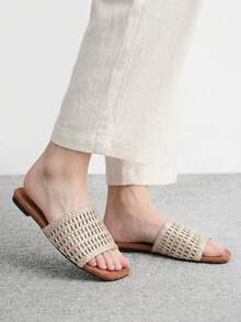 CUCCOO BIZCHIC Women's Vacation Style Woven Pattern Flat Sandals - Champagne - View 4