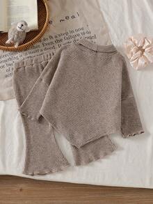 SHEIN 2pcs/Set Girls Korean Style Soft 3D Mesh Bow Ribbed High Neck Long Sleeve Asymmetrical Top & Ruffle Flared Pants Set, Suitable For Outings, Gatherings, Casual Wear, Spring And Autumn - Khaki - View 2
