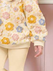 女童休閒加厚保暖優雅可愛 3D 花朵與蝴蝶結圖案寬鬆圓領套頭運動衫與柔軟休閒內搭褲 2 件套，適合秋冬日常、秋季氛圍、冬季時尚、萬聖節、戶外、婚禮季節、返校季 - 彩色 - 查看 4