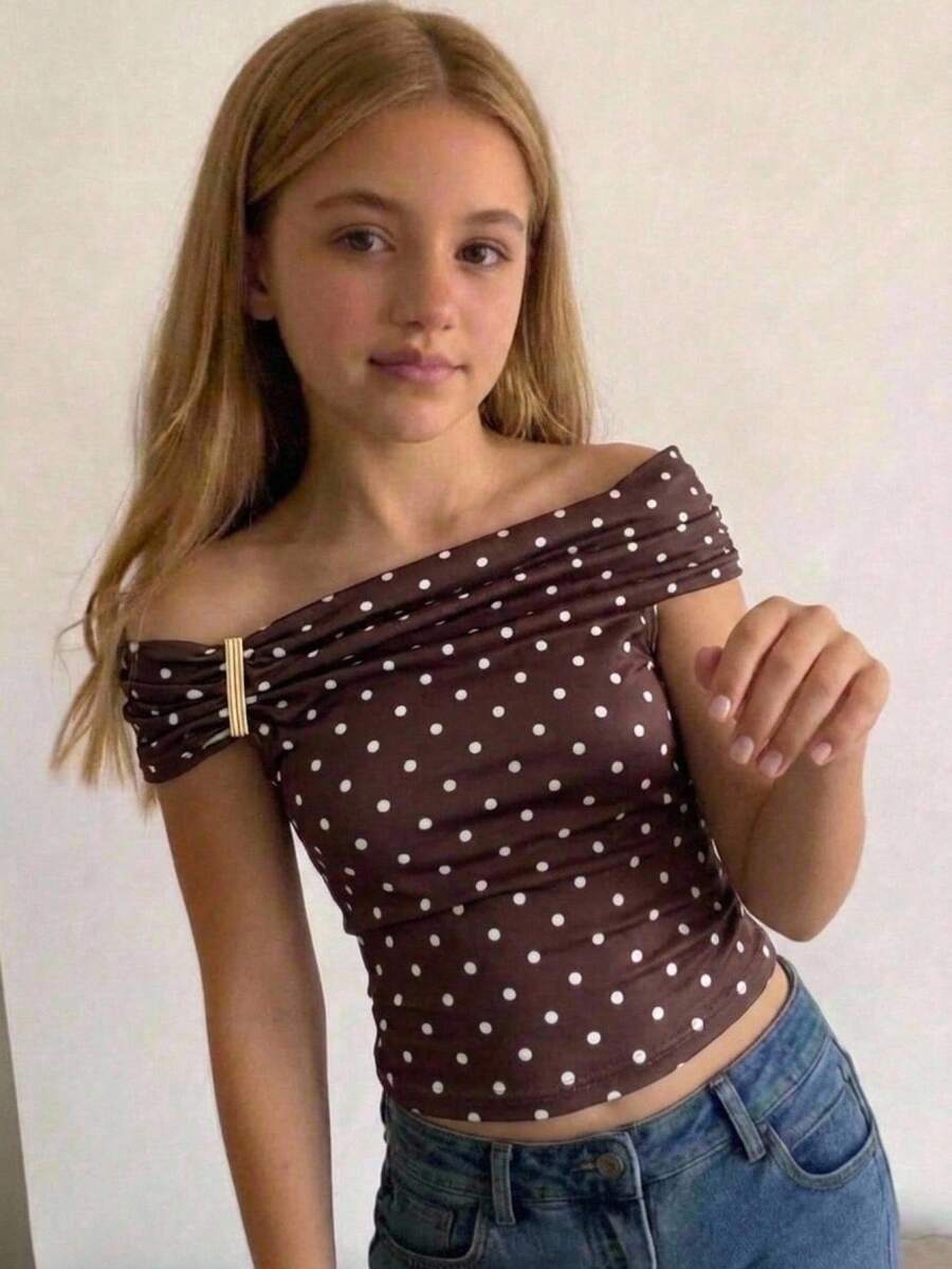SHEIN Tween Girl Casual Everyday Versatile Comfortable Off-Shoulder Metal Decor T-Shirt Tween Girl - Khaki - View 1
