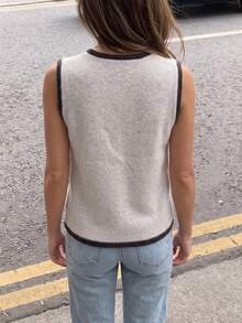 SHEIN Franclia Women's Spring/Autumn/Winter Niche Design Colorblock Knitted Top, Round Neck, Gold Button, Side Tie Waist, Sleeveless Sweater, Casual Commute Versatile Slimming Short Knitted Vest - Light Grey - View 2