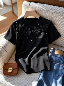 GlowEve CURVE 時尚圓領 3D 花卉珠飾大尺碼女款 T-shirt 短袖上衣 優雅通勤 春夏款 - 黑色 - 查看 4