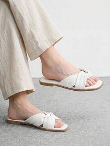 CUCCOO CHICEST 女款春夏軟底扭結平底拖鞋 百搭通勤沙灘鞋 - 白色 - 查看 3