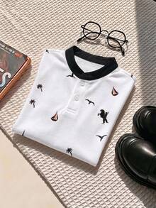 SHEIN 男童白色领口夏季岛屿花卉印花马匹标志短袖polo衫，休闲舒适，百搭，面料柔软，适合日常穿着、旅行、户外活动、度假、海滩度假以及春夏季节。 - 彩色 - 查看 2