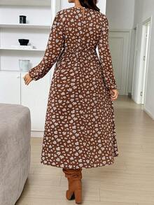 SHEIN 孕婦小碎花圓領長袖優雅洋裝 - 咖啡 - 查看 2