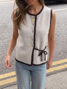 SHEIN Franclia Women's Spring/Autumn/Winter Niche Design Colorblock Knitted Top, Round Neck, Gold Button, Side Tie Waist, Sleeveless Sweater, Casual Commute Versatile Slimming Short Knitted Vest - Light Grey - View 4