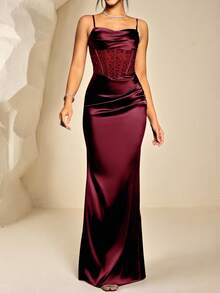 Coutiva 长款水钻装饰幻彩女士晚礼服、派对礼服，适合婚礼宾客 - 酒紅色 - 查看 1