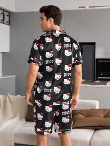 CoupledUp HELLO KITTY AND FRIENDS | SHEIN Set Piyama Pria Lengan Pendek dan Celana Pendek Motif Zebra Bahan Sutra Imitasi - Hitam - View 3