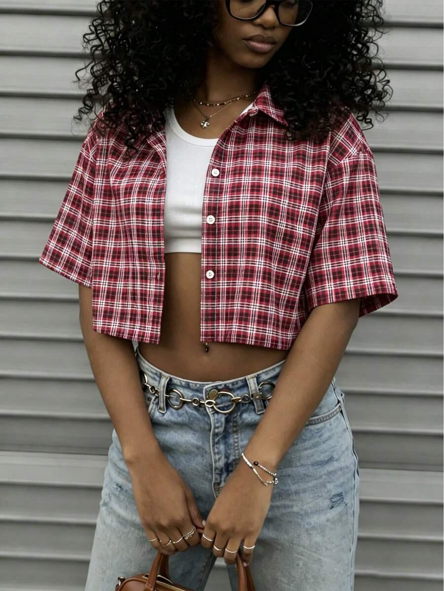 Rovax Women's Vintage Red Plaid Short-Sleeve Shirt, Y2K Style, Streetwear, Casual, Back-To-School. - Multicolor - View 1