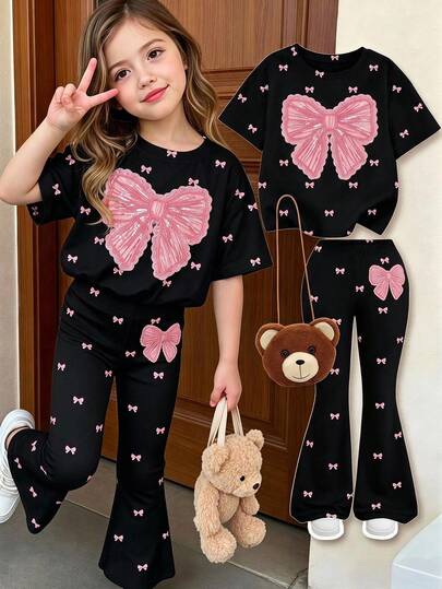 SHEIN Conjunto de 2 piezas/set de camiseta y pantalones acampanados casuales de moda para primavera, verano y otoño para niñas, con estampado de lazos, diseño lindo y dulce, estilo de pantalones acampanados de moda, conjunto de ropa para niñas en primavera, verano y otoño, camiseta y pantalones acampanados para la escuela, atuendos casuales para volver a la escuela, fiestas, picnic al aire libre,