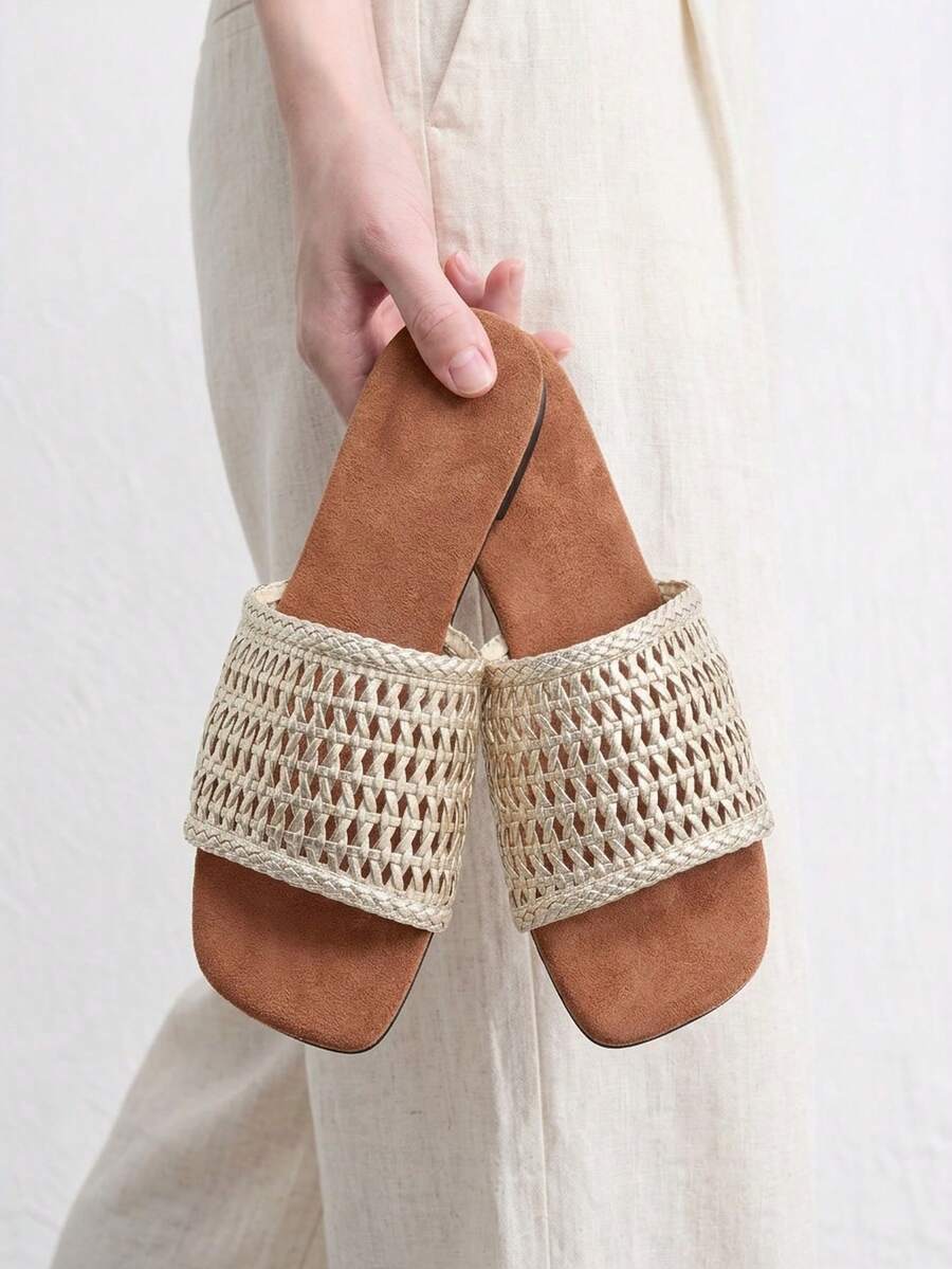 CUCCOO BIZCHIC Women's Vacation Style Woven Pattern Flat Sandals - Champagne - View 1